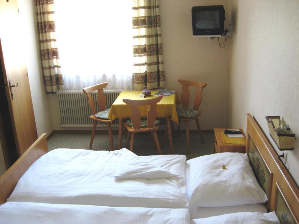 Privatzimmer Eva Leitgeb Bed & Breakfast Faistenau Exterior photo